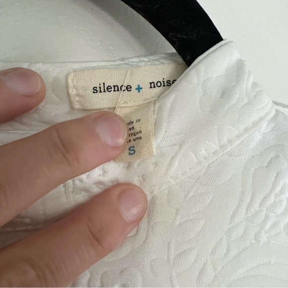 Urban Outfitters Quilted White High-neck Dress - Picture 4 of 7